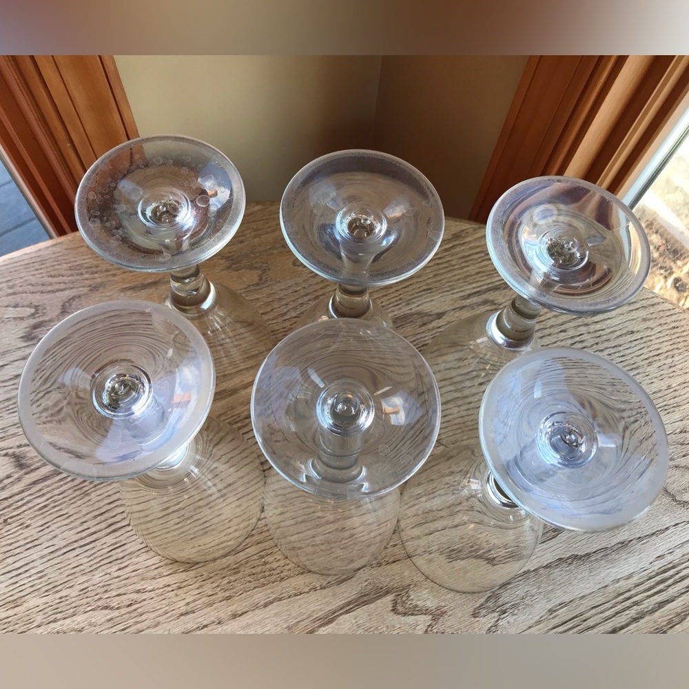 WmSonoma Acrylic Wine Glasses - Picture 3 of 5